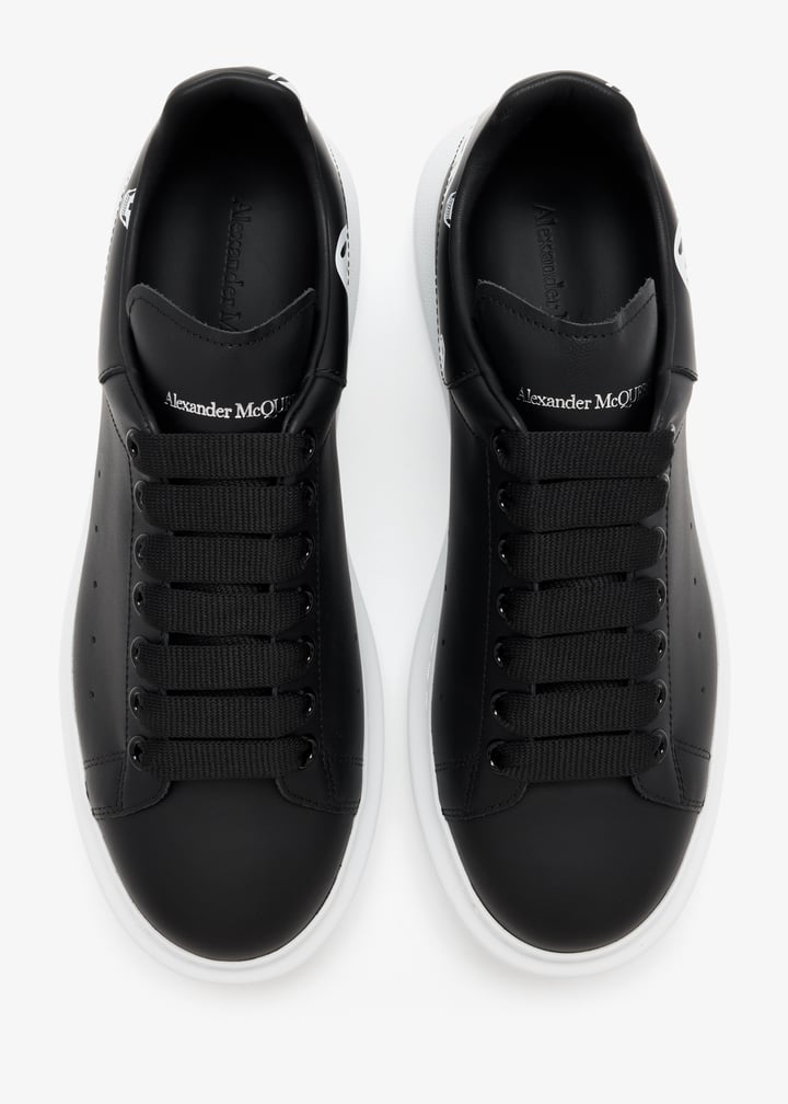 MCQUEEN
Oversized sneakers