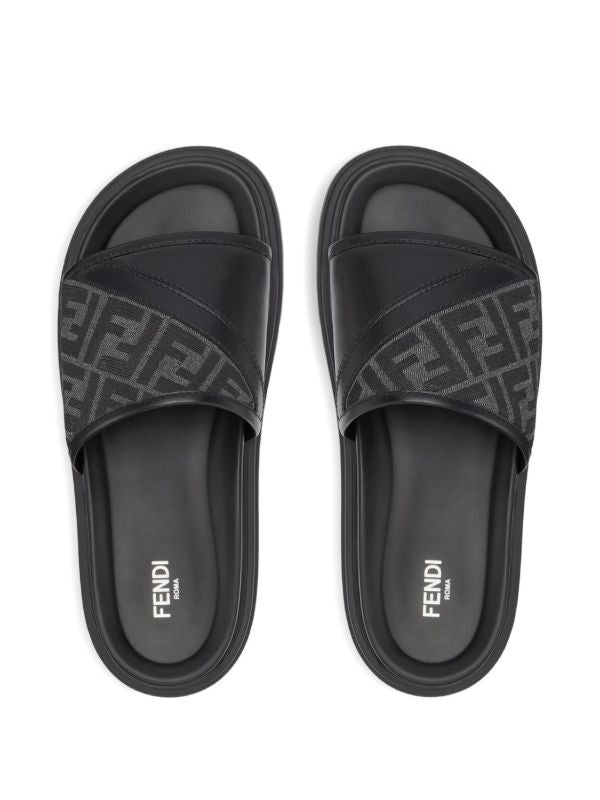 FENDI
Diagonal FF jacquard sandals