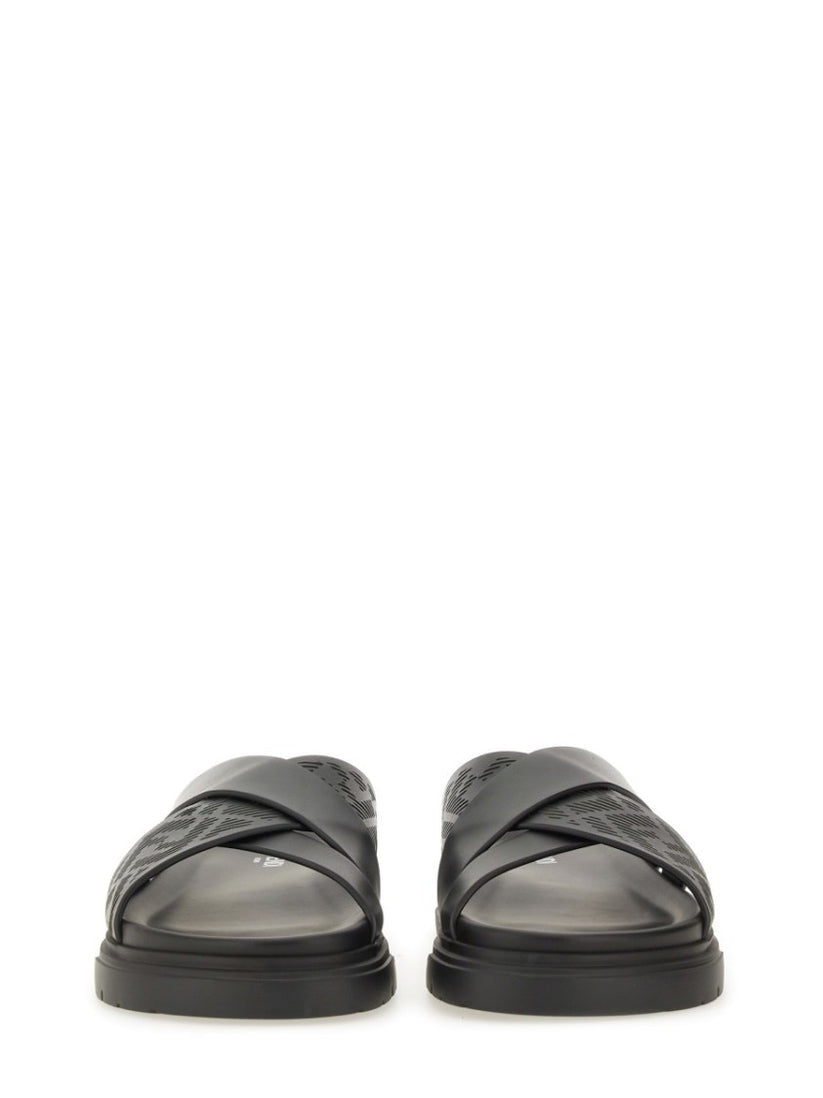 FENDI
Black Slide Sandals