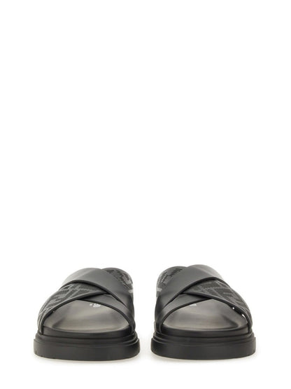 FENDI
Black Slide Sandals