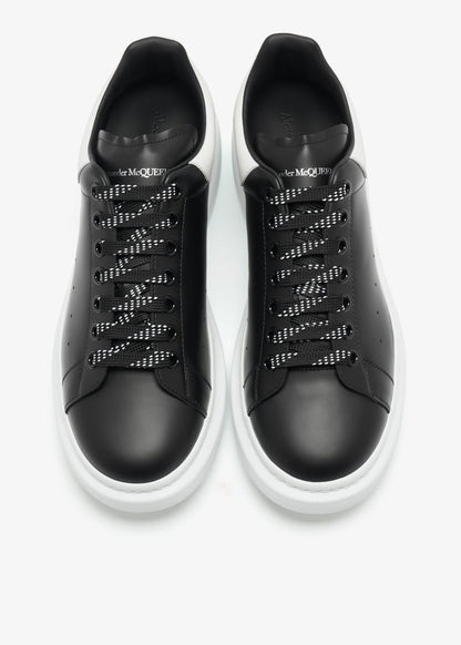 MCQUEEN
Oversized sneakers