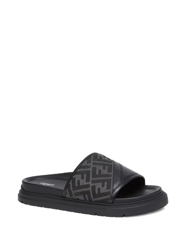 FENDI
Diagonal FF jacquard sandals