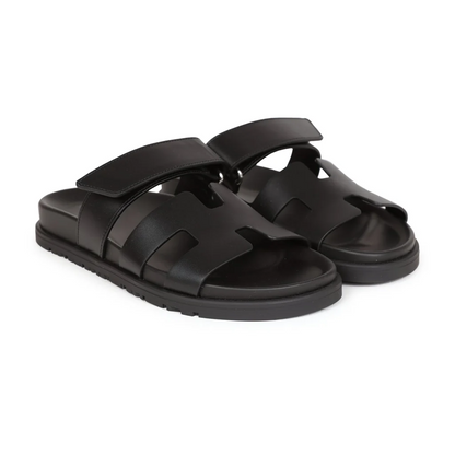 NEW HERMÈS CHYPRE SANDAL BLACK
