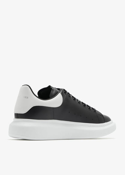 MCQUEEN
Oversized sneakers