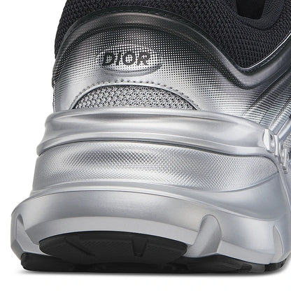 DIOR AND LEWIS HAMILTON B44 Blade Sneaker – LIMITED NUMBERED EDITION in Bloomington, MN
By Dior