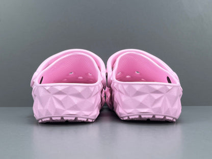 Crocs Classic Geometric Clog