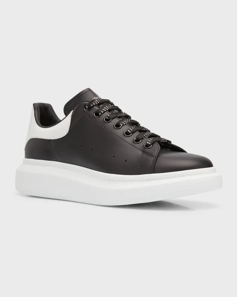 ALEXANDER MCQUEEN Black And White Men's Oversized Sneakers